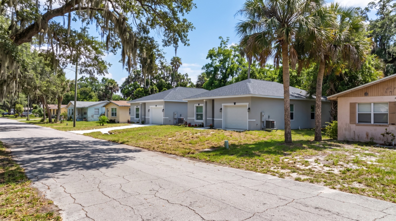 Street of new homes in Daytona Beach